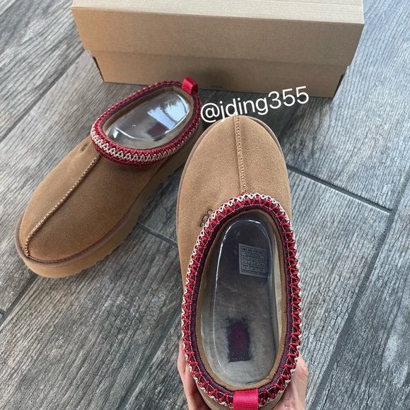 Brand New UGG Big Kids/Youth’s Tazz Slippers (Chestnut) - Picture 5 of 12